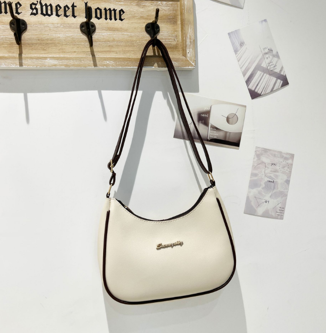 Crossbody & Tote Bags