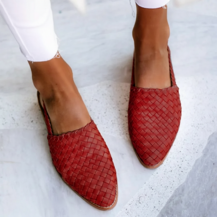 Avyra™ | Woven Breathable Flats