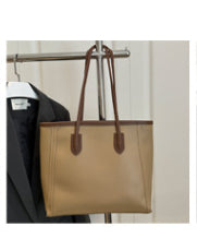 SIMONE™ - Classic Structured Tote Bag