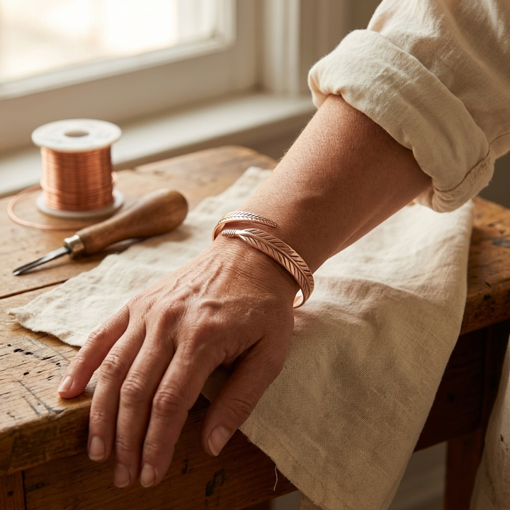 Bracelet en cuivre Root de Chloé – vue 2