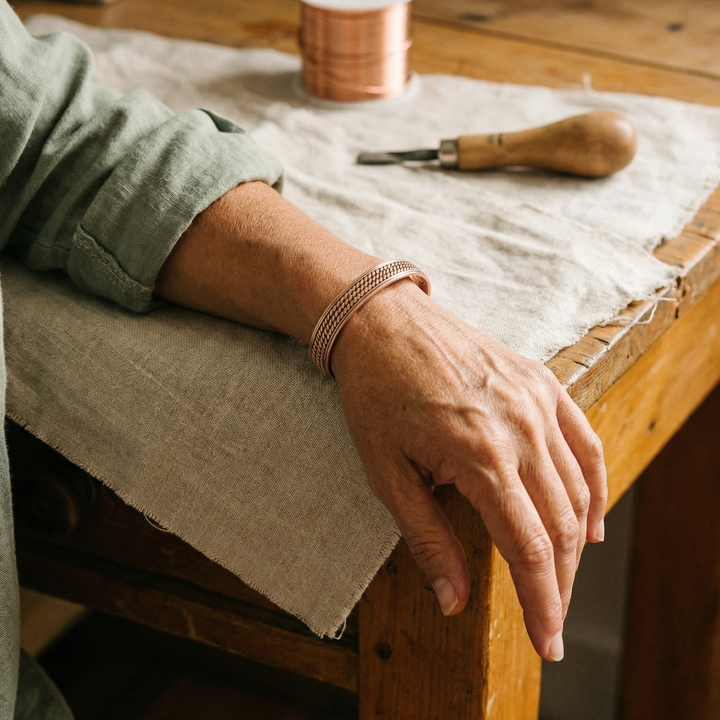 Bracelet en cuivre Wave de Chloé – vue 2