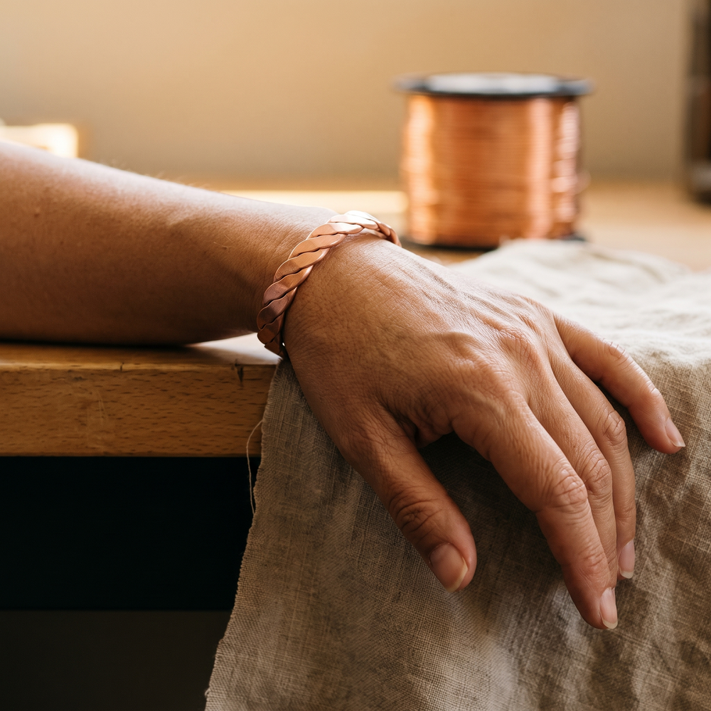 Bracelet en cuivre Reed de Chloé – vue 2